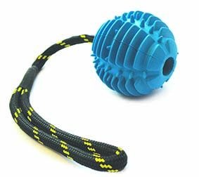Piłka Atomic dla psa ze sznurkiem z serii Toug Toys