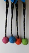 Gumowa piłka dla psa ze sznurkiem z serii Rubber